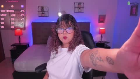 Liily online show from 03/06/25, 01:57