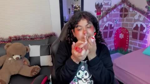 Liily online show from 12/16/25, 04:17