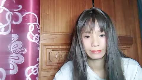 _lily0_ online show from 07/25/26, 11:02