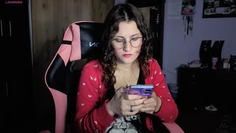 Snapshot of _lindasy_ chatting on 03/17/26, 03:22 Lindasy online show from 03/17/26, 03:22