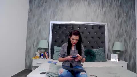 Lisa online show from 01/28/25, 07:00