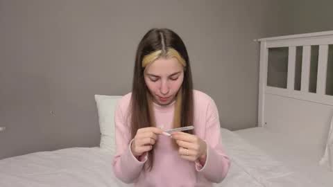 Emma online show from 11/23/25, 09:20