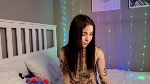 Emma online show from 12/22/25, 01:30