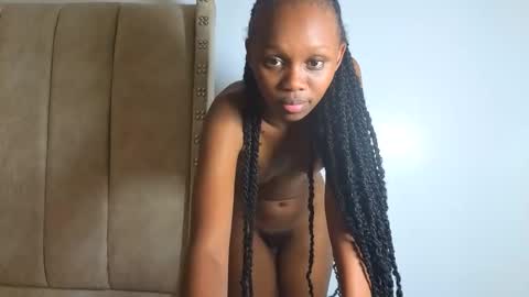 Littlevenus online show from 10/23/25, 02:16