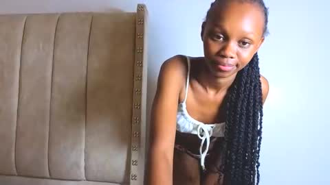 Littlevenus online show from 11/11/25, 12:54