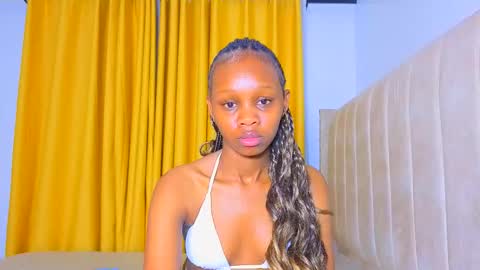 Snapshot of _littlevenus chatting on 03/04/26, 02:17 Littlevenus online show from 03/04/26, 02:17