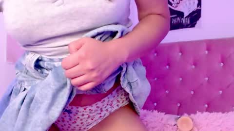 Sofia 3 online show from 02/15/25, 10:21