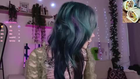 Snapshot of _lollyshy_ chatting on 01/07/26, 09:34 Lolly online show from 01/07/26, 09:34