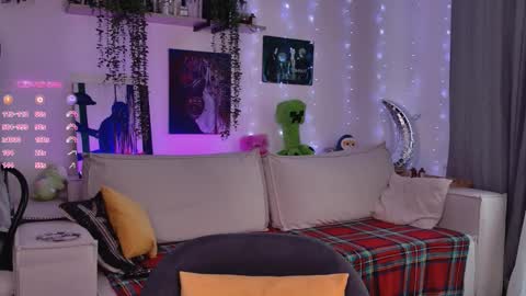 Snapshot of _lollyshy_ chatting on 02/04/26, 09:37 Lolly online show from 02/04/26, 09:37