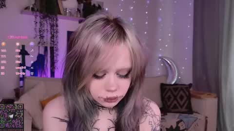 Snapshot of _lollyshy_ chatting on 02/19/26, 07:59 Lolly online show from 02/19/26, 07:59