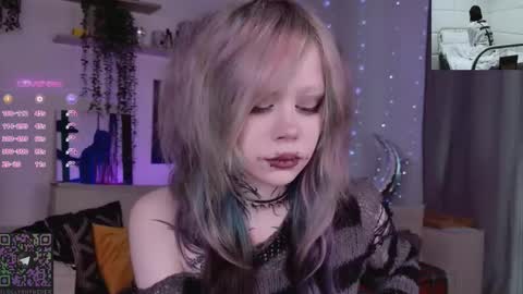 Snapshot of _lollyshy_ chatting on 02/28/26, 08:48 Lolly online show from 02/28/26, 08:48