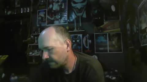 That guy online show from 10/22/25, 07:02