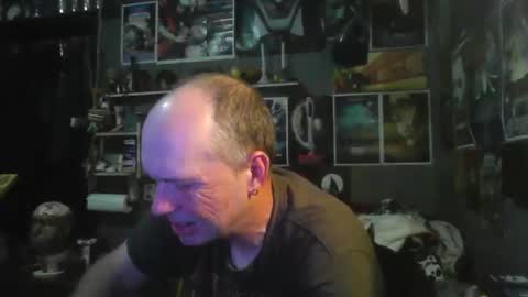 That guy online show from 11/06/25, 08:32