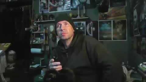 That guy online show from 11/11/25, 02:33