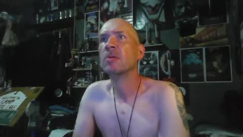 That guy online show from 06/18/26, 03:05
