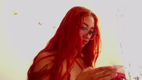 _loreana_ online show from 01/15/25, 07:55