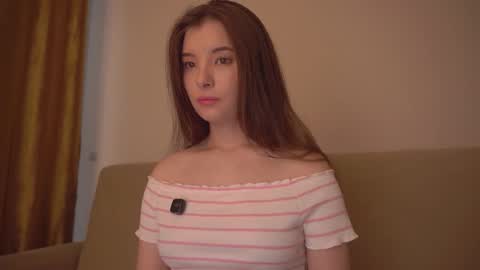 Snapshot of _lovelyen chatting on 09/16/25, 03:29 Alice online show from 09/16/25, 03:29