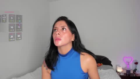 Snapshot of _lucianapalmer chatting on 09/16/25, 12:06 online show from 09/16/25, 12:06