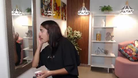 Snapshot of _lucy_grey chatting on 06/12/26, 11:09 Lucy online show from 06/12/26, 11:09