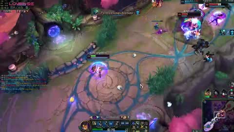 Queen.  Help me reach 100 thumbs up  online show from 11/30/25, 01:31