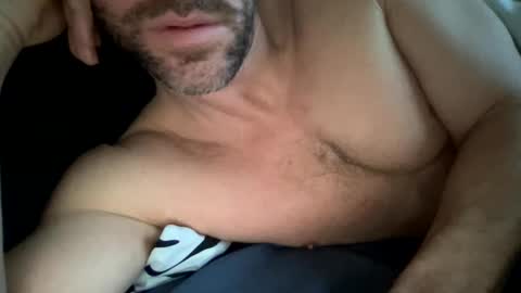 Snapshot of _lululeo_ chatting on 02/02/25, 05:04 _lululeo_ online show from 02/02/25, 05:04