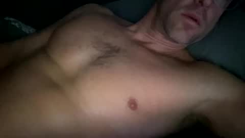 Snapshot of _lululeo_ chatting on 11/22/25, 04:22 _lululeo_ online show from 11/22/25, 04:22