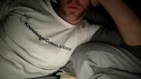 Snapshot of _lululeo_ chatting on 12/01/25, 05:23 _lululeo_ online show from 12/01/25, 05:23