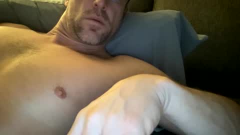 Snapshot of _lululeo_ chatting on 12/16/25, 03:44 _lululeo_ online show from 12/16/25, 03:44