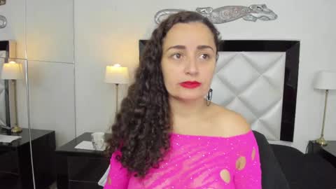  luna  sweet  online show from 03/08/25, 04:01