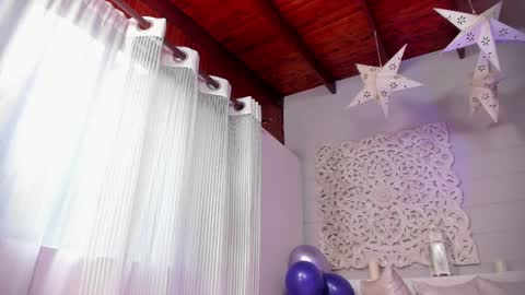  Luna  online show from 02/07/25, 12:28