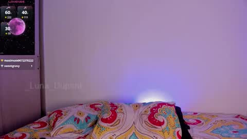 Snapshot of _luna_dupont_ chatting on 01/13/26, 03:50 Luna online show from 01/13/26, 03:50