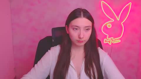 Snapshot of _luna_moon__ chatting on 09/26/25, 11:14 Luna online show from 09/26/25, 11:14