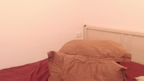 Anna online show from 01/17/25, 01:46