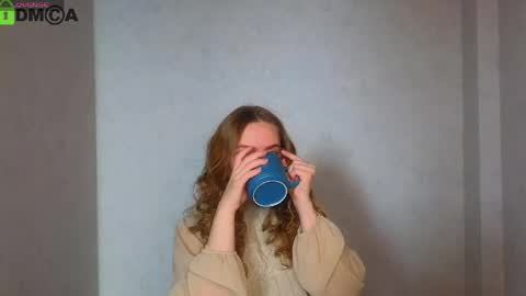 Snapshot of _lysafeta_ chatting on 02/26/26, 06:34 Welcome guys Pleasure to see you all here My name is Lysafeta and MichaelaTip menu is active Private is open online show from 02/26/26, 06:34