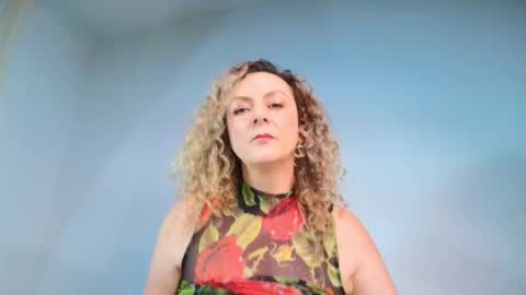 Lady Chanel online show from 12/17/25, 11:55