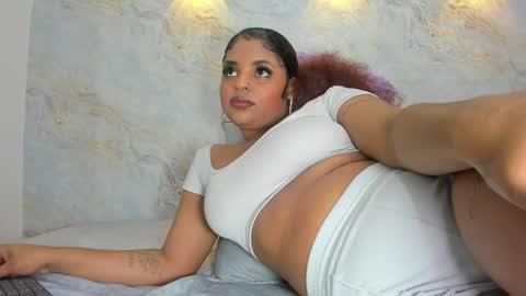 Snapshot of _maddy_miller chatting on 02/07/25, 11:56 Maddy online show from 02/07/25, 11:56