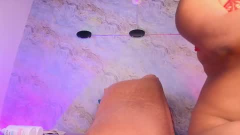 Snapshot of _maddy_miller chatting on 10/23/25, 11:53 Maddy online show from 10/23/25, 11:53