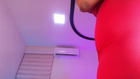 Snapshot of _maddy_miller chatting on 11/24/25, 11:54 Maddy online show from 11/24/25, 11:54