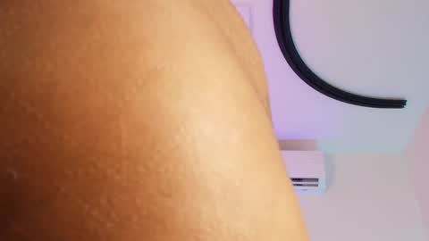 Snapshot of _maddy_miller chatting on 11/26/25, 11:55 Maddy online show from 11/26/25, 11:55