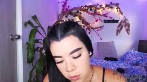 Snapshot of _marcela_wi chatting on 02/11/26, 09:31 Marce online show from 02/11/26, 09:31