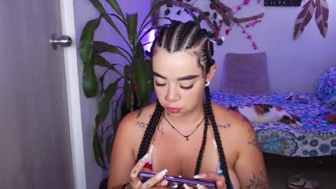 Snapshot of _marcela_wi chatting on 03/02/26, 06:26 Marce online show from 03/02/26, 06:26