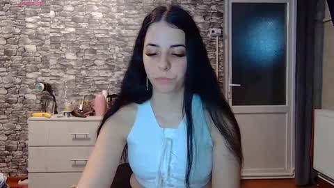  Mari  online show from 02/16/26, 08:43