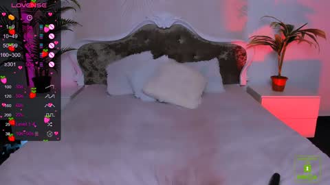 Snapshot of _mari_clark chatting on 01/20/25, 05:48 Eva online show from 01/20/25, 05:48