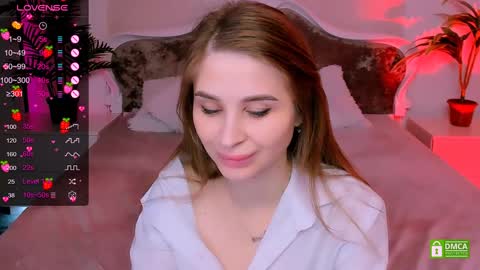 Snapshot of _mari_clark chatting on 02/01/25, 04:35 Eva online show from 02/01/25, 04:35