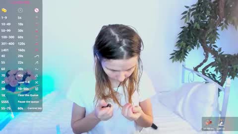 Scarlett online show from 02/25/26, 12:20