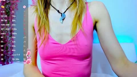 Scarlett online show from 05/13/26, 10:23