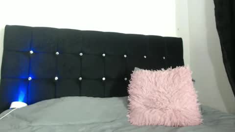 Snapshot of _maria__maria chatting on 12/11/24, 10:06 _maria__maria online show from 12/11/24, 10:06