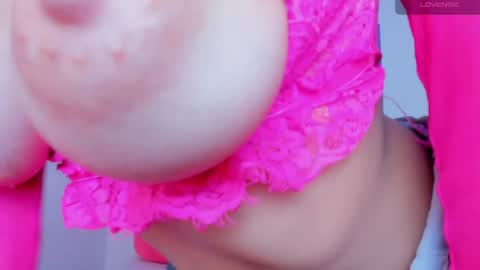 Snapshot of _maria_celestee_ chatting on 04/14/26, 06:03 Maria online show from 04/14/26, 06:03