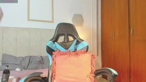 Maria online show from 04/29/26, 06:14
