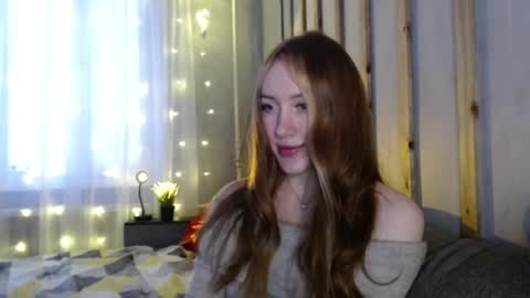 Snapshot of _marianne_ chatting on 12/20/24, 10:05 online show from 12/20/24, 10:05